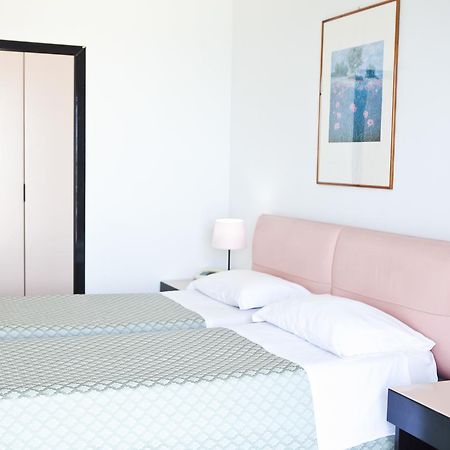 Futura Style Helios Hotel Noto Luaran gambar