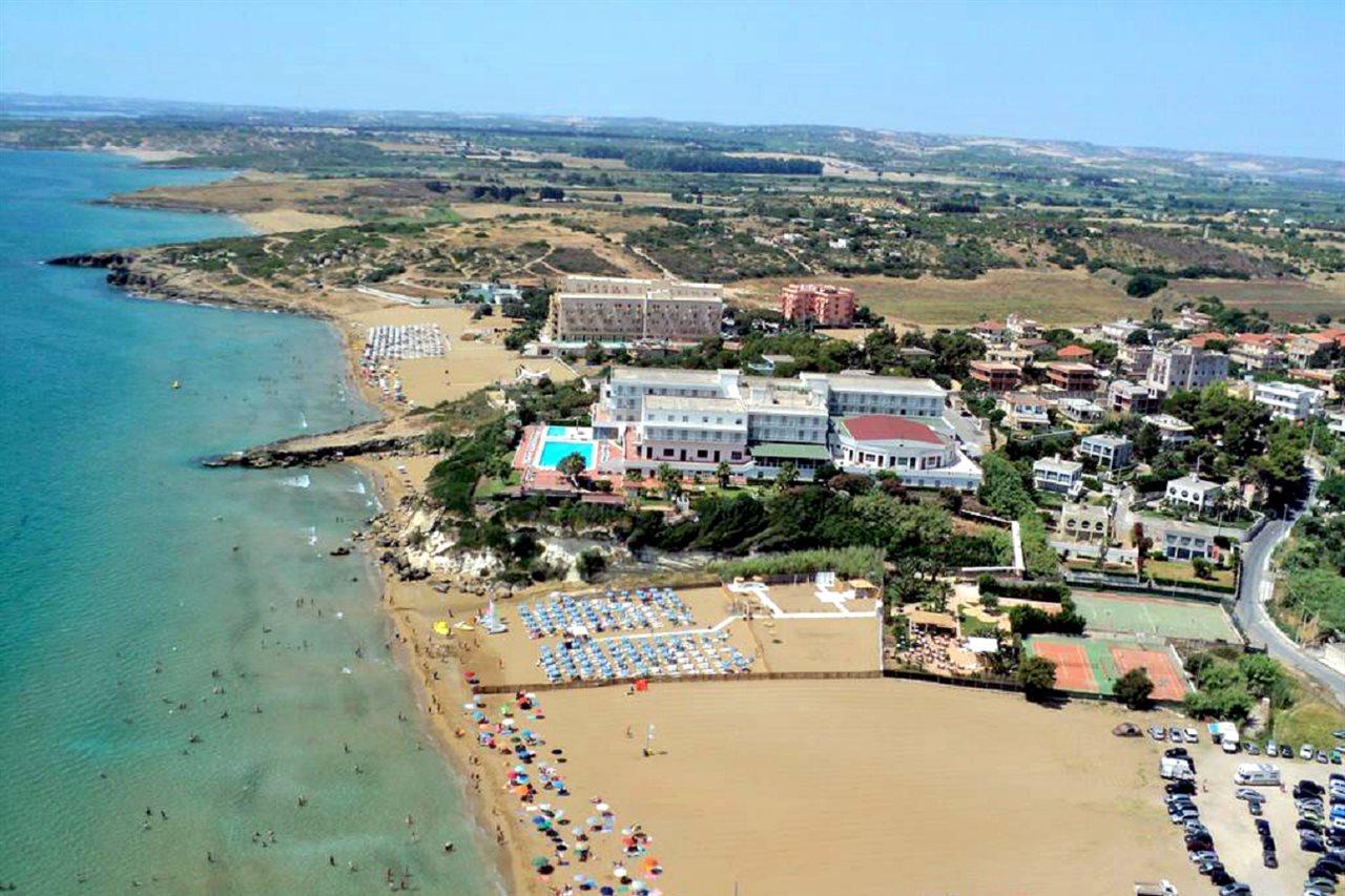 Futura Style Helios Hotel Noto Luaran gambar